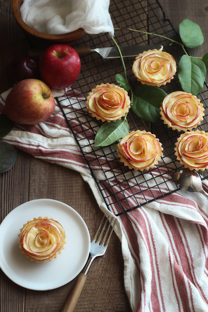 The Hunger Games: Goat Cheese and Apple Tarts - Feast of Starlight