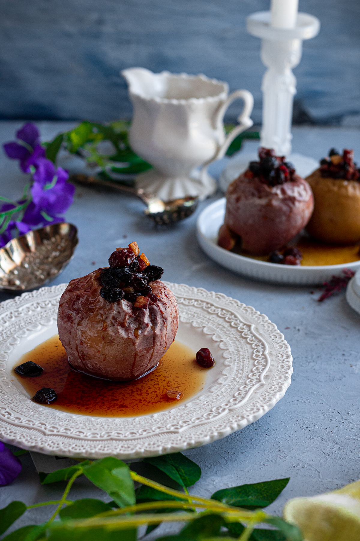 https://www.feastofstarlight.com/wp-content/uploads/2021/03/Bridgerton-Baked-Apples-recipe-Ori.jpg